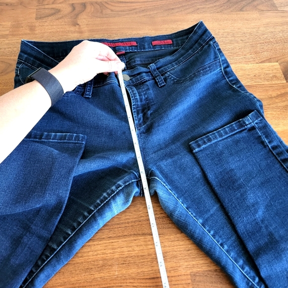 BANANA REPUBLIC FACTORY Limited Edition Skinny Jeans - Picture 1 of 5